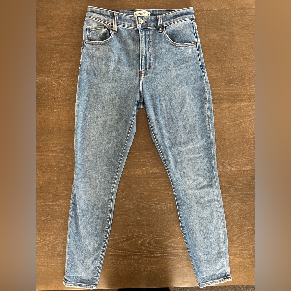 Abercrombie & Fitch Super Skinny Ankle High Rise